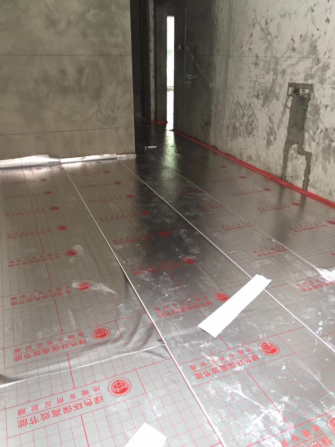 成都温江金河谷地暖+暖气片混合系统