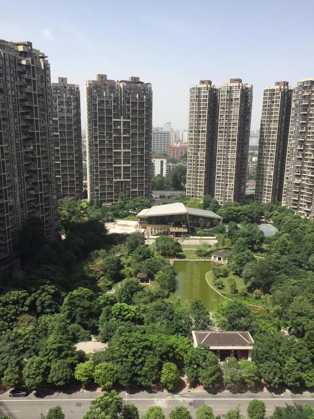 新房安装暖气片(暗装)