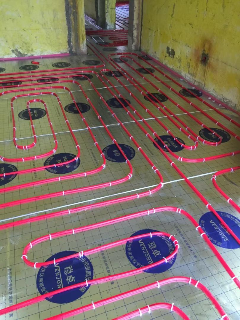 成都中鹏花园B区一代地暖安装工程